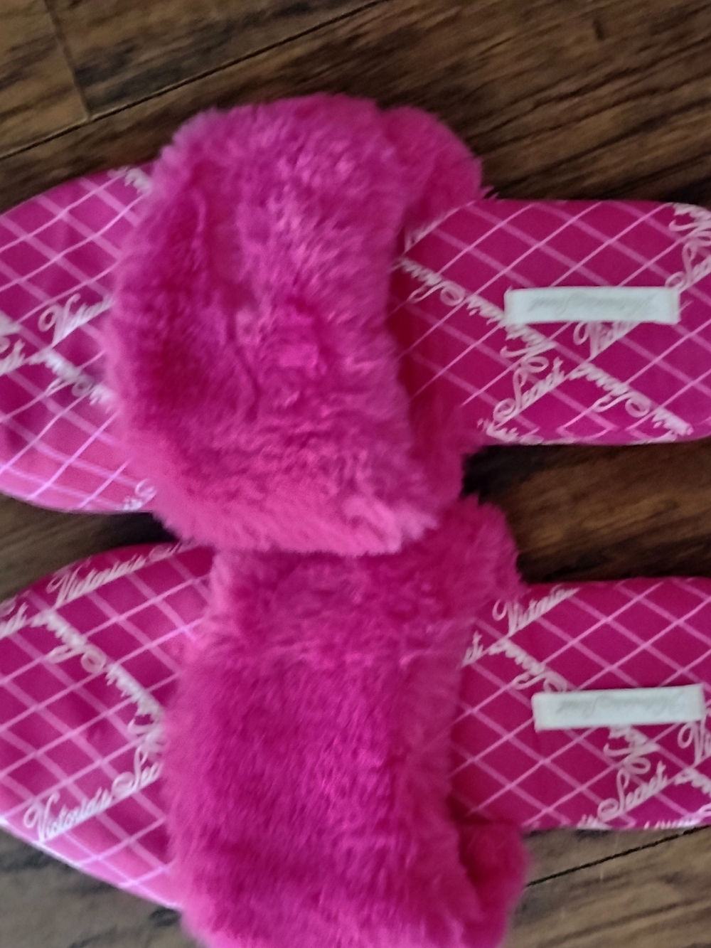 Victoria's Secret Womens Hot Pink Fuzzy Slide Slippers